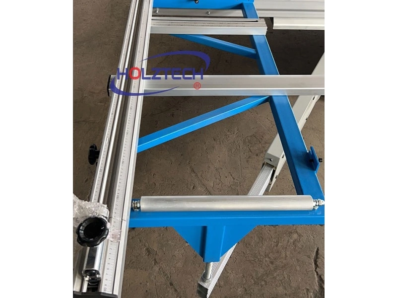 1800mm cross cut fence for long size board cutting，thick aluminium supporting roll will never deform.