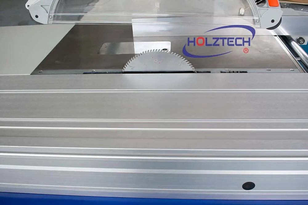 400mm main saw disc diameter to cut 140mm thickness. 