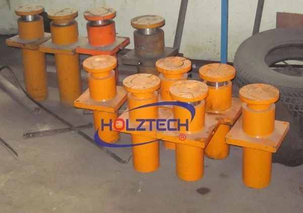 High quality of hydraulic cylinders which are used on construction machines.