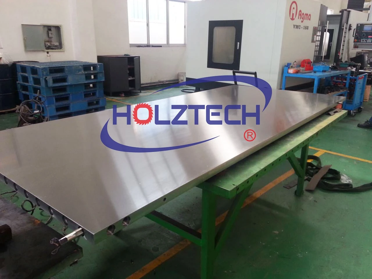 The surface roughness of our platen is 0.8μm. The better among the others is just 1.6μm. This will keep the heating averagely. This is very important.