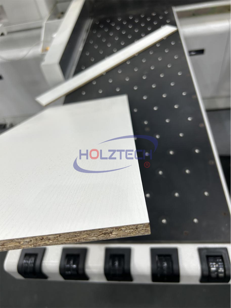 Holztech HT280: The High-Efficiency CNC Saw for Panel Processing