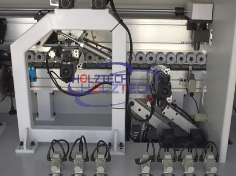 Fully Automatic Edge Bander with Pre-milling and Corner Rounding