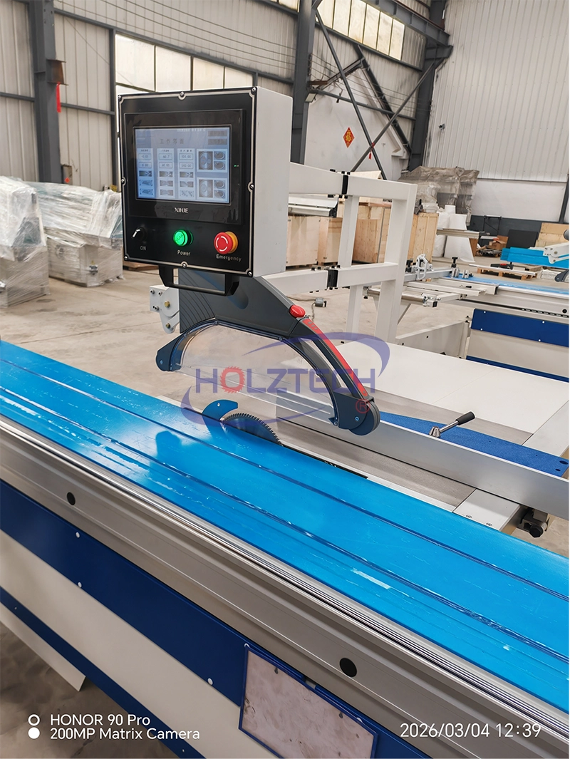 Qingdao HOLZTECH CNC Sliding Panel Saw: High Precision & CE Compliance