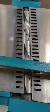 HOLZTECH Hot-Selling Model MB504ABC Slanted Woodworking Planer - detail image 3